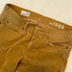 Gap 1969 skinny corduroys